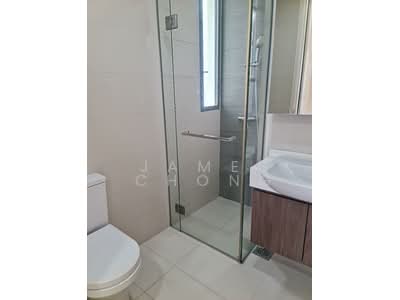 For Rent - Skies Miltonia