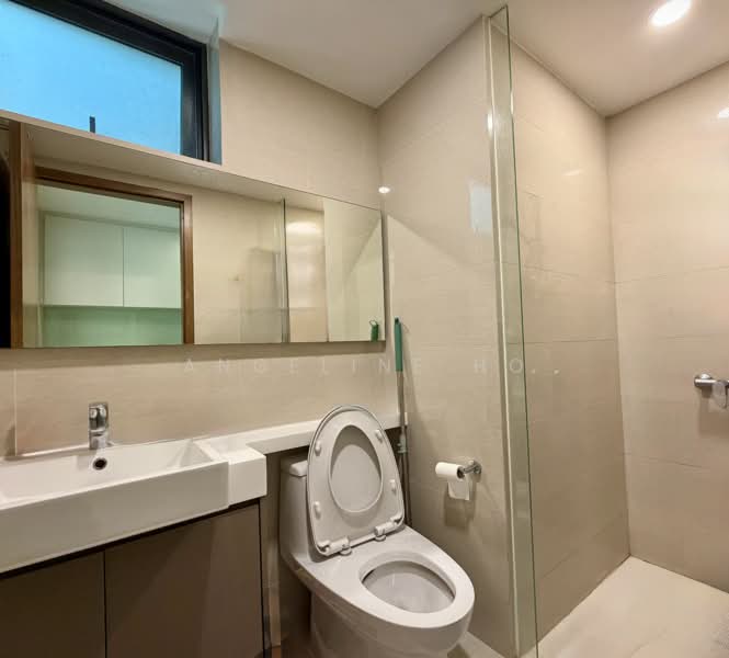 The Topiary, 15 Fernvale Lane, 4 Bedrooms, 1,389 sqft, Executive Condominium For Sale, by Angeline Ho, 500116475 - Bathroom - PropertyGuru.com.sg