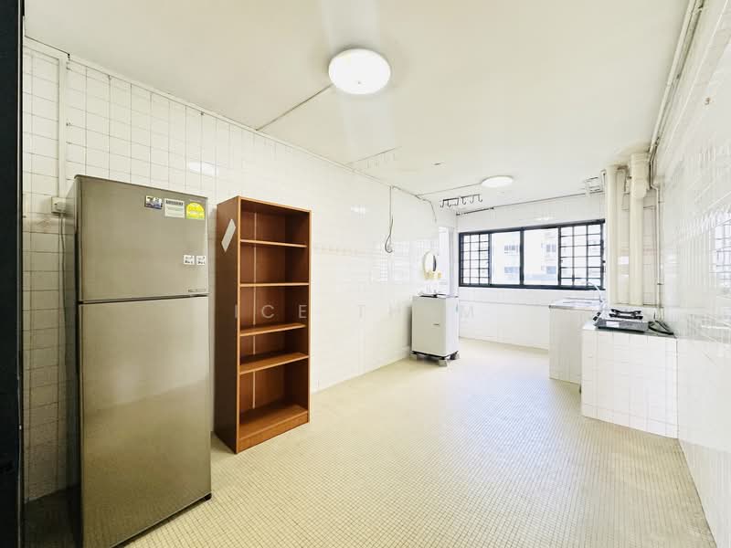 150 Ang Mo Kio Avenue 5, 150 Ang Mo Kio Avenue 5, 2 Bedrooms, 732 sqft, HDB Flat For Rent, by Ice Tham, 500116482 - Kitchen - PropertyGuru.com.sg