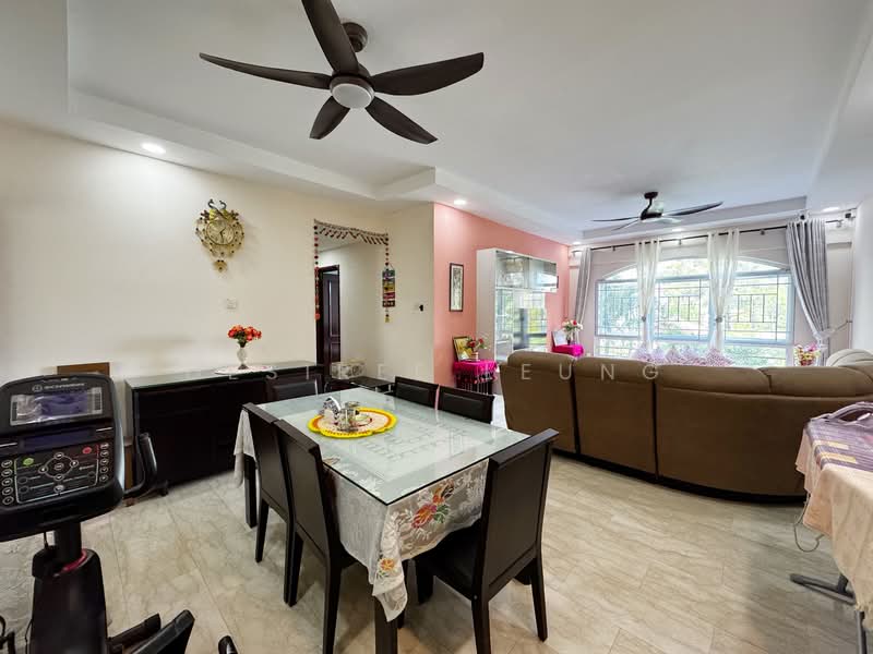 The Tropica, 51 Tampines Avenue 1, 3 Bedrooms, 1,237 sqft, Condominium For Rent, by Desiree Leung, 500116487 - Living Room - PropertyGuru.com.sg