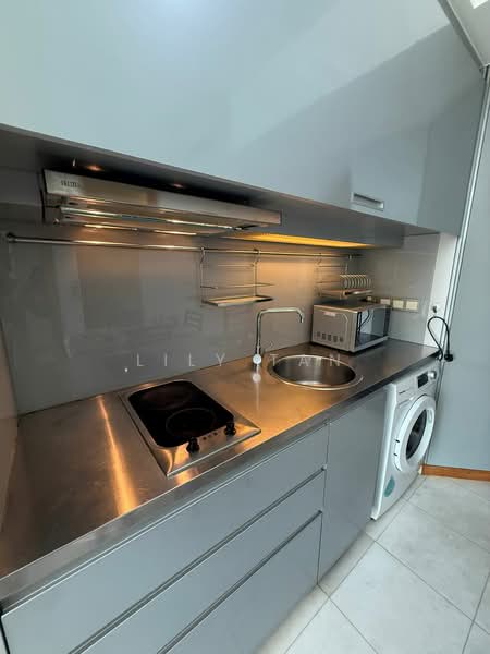 Icon, 10 Gopeng Street, 1 Bedroom, 560 sqft, Apartment For Sale, by Lily Tan, 500116514 - Kitchen - PropertyGuru.com.sg