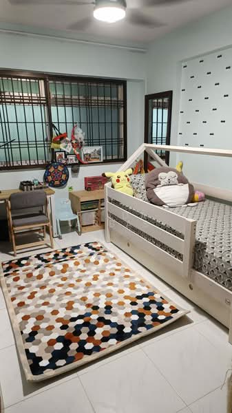 542 Choa Chu Kang Street 52, 542 Choa Chu Kang Street 52, 3 Bedrooms, 1,162 sqft, HDB Flat For Sale, by Frida Abbas, 500116518 - Bedroom - PropertyGuru.com.sg