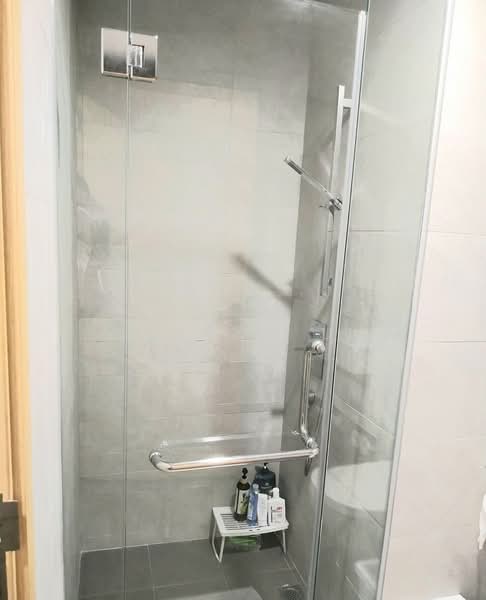 Eight Riversuites, 10 Whampoa East, 1 Bedroom, 441 sqft, Condominium For Rent, by Jeremy Li, 500116530 - Bathroom - PropertyGuru.com.sg