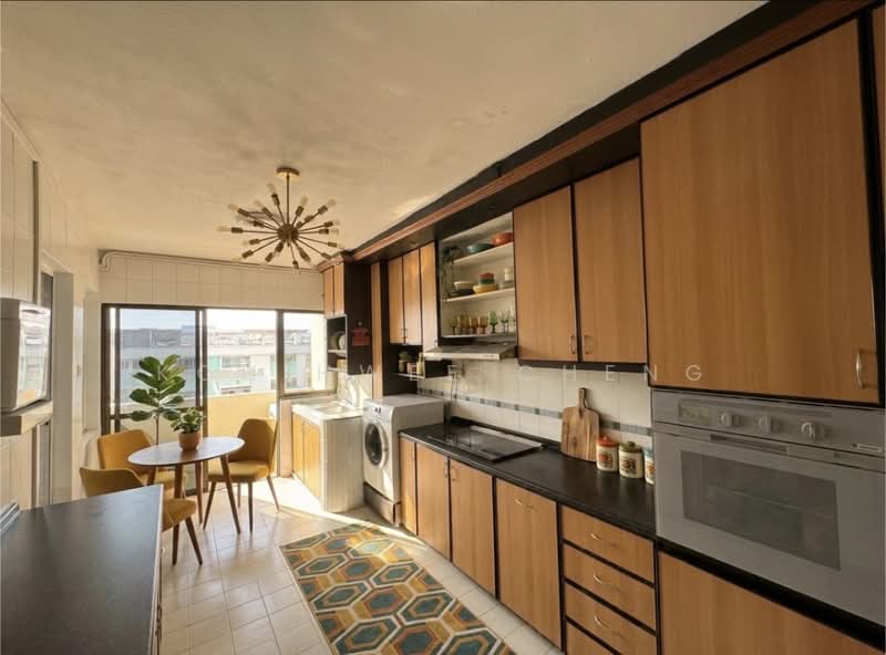 620 Ang Mo Kio Avenue 9, 620 Ang Mo Kio Avenue 9, 3 Bedrooms, 1,302 sqft, HDB Flat For Sale, by Koh Hwee Cheng, 500116531 - Kitchen - PropertyGuru.com.sg