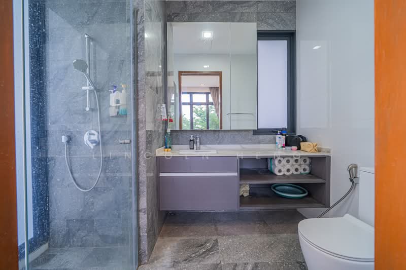 Eco Sanctuary, 65 Chestnut Avenue, 3 Bedrooms, 990 sqft, Condominium For Sale, by Lincoln Heng, 500116537 - Bathroom - PropertyGuru.com.sg