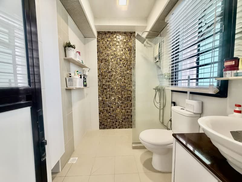 418B Fernvale Link, 418B Fernvale Link, 1 Bedroom, 506 sqft, HDB Flat For Sale, by Jenny Lee, 500116540 - Bathroom - PropertyGuru.com.sg