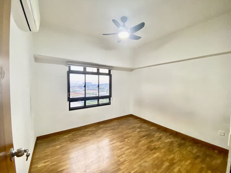 989B Jurong West Street 93, 989B Jurong West Street 93, 3 Bedrooms, 1,227 sqft, HDB Flat For Sale, by Eddie Huang QianHao, 500116545 - Bedroom 3 - PropertyGuru.com.sg