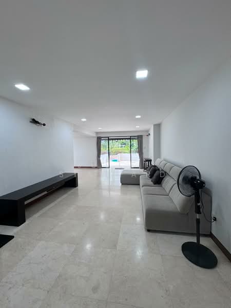 The Dairy Farm, 35 Dairy Farm Road, 4 Bedrooms, 2,142 sqft, Condominium For Rent, by Juliet Stannard, 500116551 - Living Room - PropertyGuru.com.sg