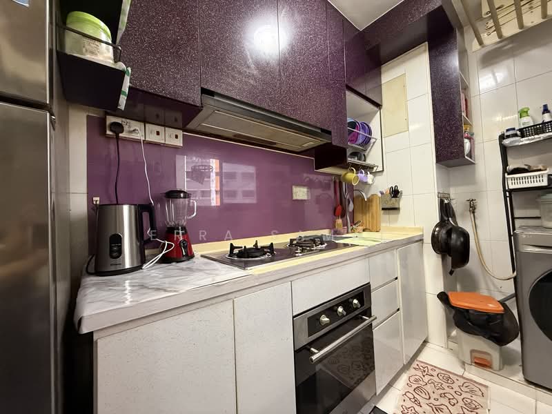166A Teck Whye Crescent, 166A Teck Whye Crescent, 1 Bedroom, 505 sqft, HDB Flat For Sale, by Erra Samat, 500116552 - Kitchen - PropertyGuru.com.sg