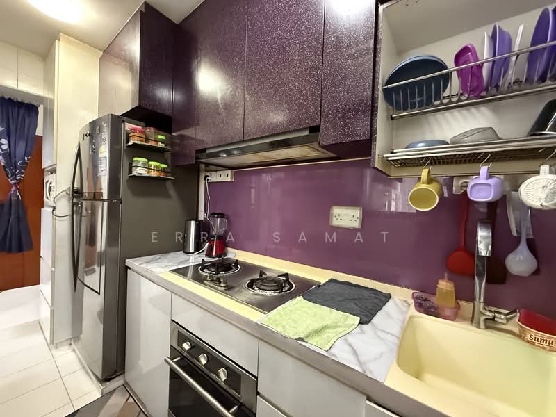 166A Teck Whye Crescent, 166A Teck Whye Crescent, 1 Bedroom, 505 sqft, HDB Flat For Sale, by Erra Samat, 500116552 - Kitchen - PropertyGuru.com.sg