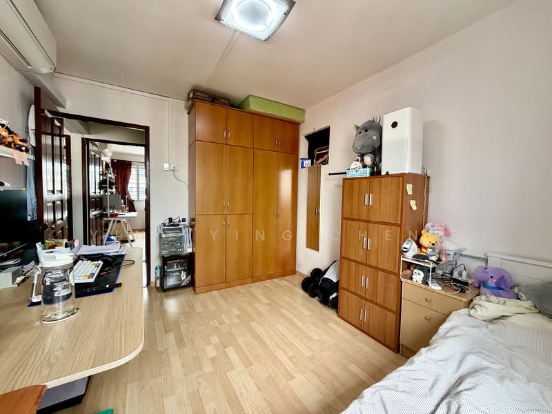 321 Bukit Batok Street 33, 321 Bukit Batok Street 33, 3 Bedrooms, 1,055 sqft, HDB Flat For Sale, by Ying Ying Cheng, 500116554 - Common Bedroom - PropertyGuru.com.sg