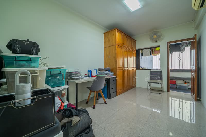 78 Yong Siak Street, 78 Yong Siak Street, 3 Bedrooms, 915 sqft, Apartment For Sale, by Bryan Koh 许智俍, 500116559 - Study - PropertyGuru.com.sg