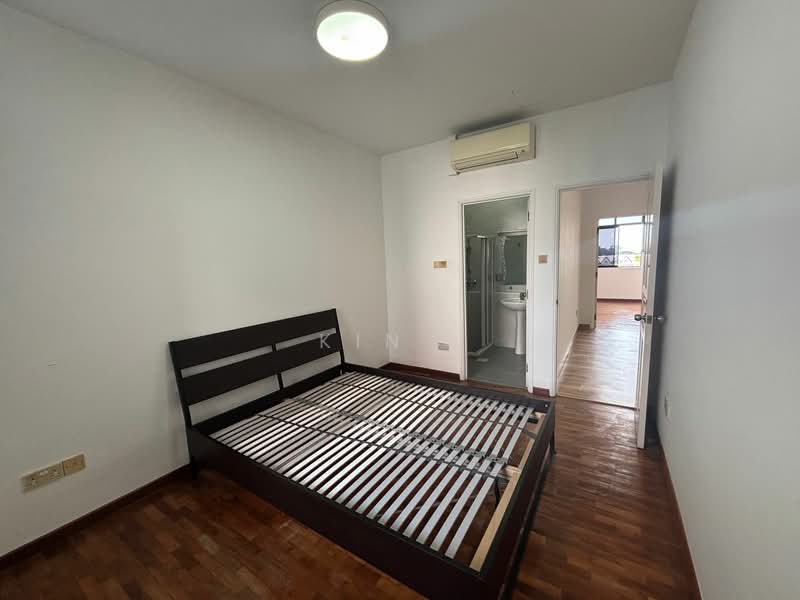 The Summit, 451 Upper East Coast Road, 2 Bedrooms, 840 sqft, Condominium For Rent, by Kin ,, 500116560 - Bedroom - PropertyGuru.com.sg