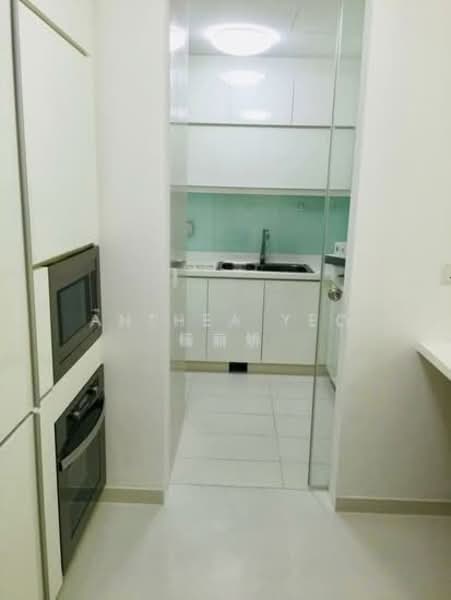 Soleil @ Sinaran, 6 Sinaran Drive, 3 Bedrooms, 1,076 sqft, Condominium For Sale, by Anthea Yeo 杨丽娇, 500116572 - Kitchen - PropertyGuru.com.sg
