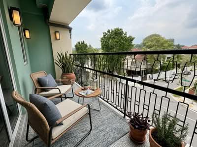 For Sale - Binjai park