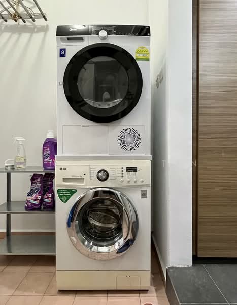 Avila Gardens, 9 Flora Road, Room Rental, 150 sqft, Condominium For Rent, by Angeline Tan (陈慧恩）, 500116581 - Interior - PropertyGuru.com.sg