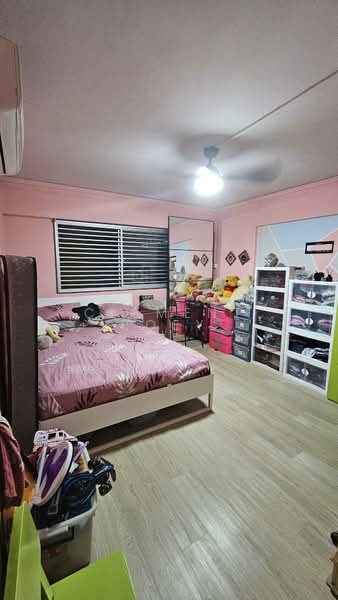 542 Bukit Batok Street 52, 542 Bukit Batok Street 52, 4 Bedrooms, 1,542 sqft, HDB Flat For Sale, by Clement Boey, 500116608 - Bedroom - PropertyGuru.com.sg