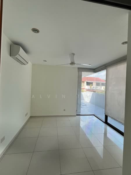 15 Jalan Gendang, , 4 Bedrooms, 2,600 sqft, Semi-Detached House For Rent, by Alvin Tay, 500116623 - Balcony - PropertyGuru.com.sg