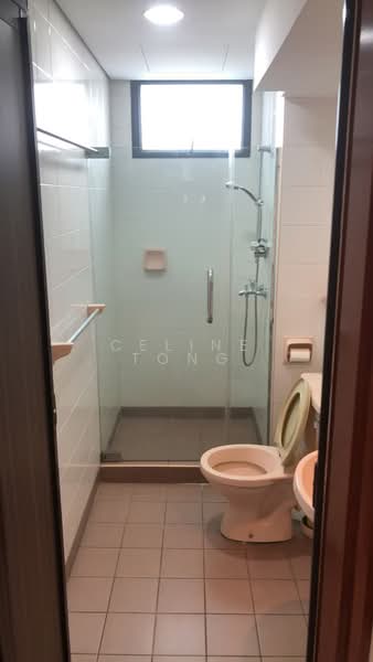 Fernwood Towers, 24 Fernwood Terrace, 3 Bedrooms, 1,647 sqft, Condominium For Rent, by Celine Tong, 500116634 - Bathroom - PropertyGuru.com.sg