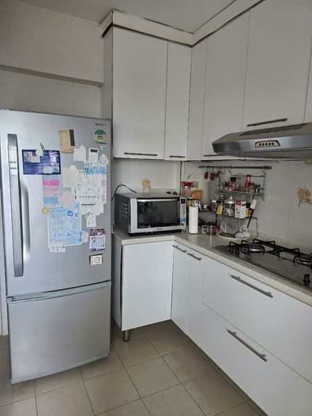 185 Bedok North Road, 185 Bedok North Road, 3 Bedrooms, 990 sqft, HDB Flat For Sale, by Stella Heng, 500116636 - Kitchen - PropertyGuru.com.sg