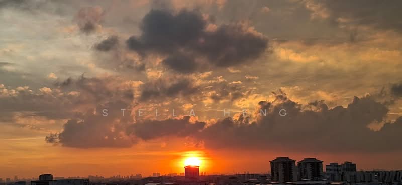 185 Bedok North Road, 185 Bedok North Road, 3 Bedrooms, 990 sqft, HDB Flat For Sale, by Stella Heng, 500116636 - Sunset - PropertyGuru.com.sg