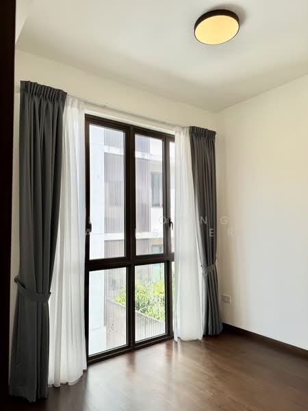 Parksuites, 18 Holland Grove Road, 2 Bedrooms, 786 sqft, Condominium For Rent, by Lee Yoong Tai Esther, 500116637 - Interior - PropertyGuru.com.sg