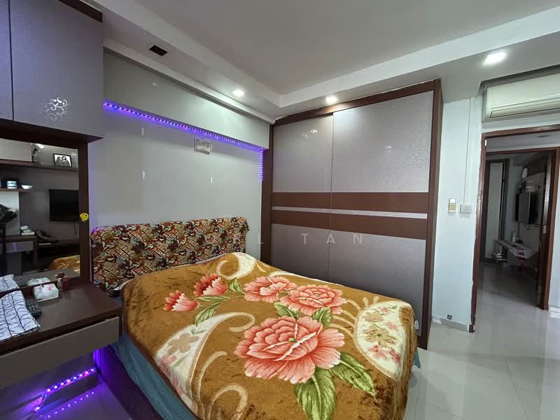 346 Tampines Street 33, 346 Tampines Street 33, 3 Bedrooms, 1,162 sqft, HDB Flat For Sale, by Joel Tan, 500116645 - Bedroom - PropertyGuru.com.sg