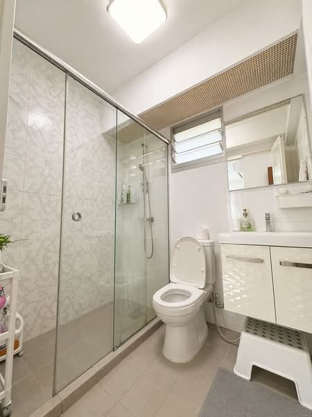 9 Joo Seng Road, 9 Joo Seng Road, 3 Bedrooms, 1,001 sqft, HDB Flat For Sale, by Yumi Leong, 500116647 - Bathroom - PropertyGuru.com.sg