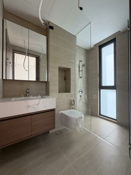 Brand New 3.5 Storey FREEHOLD Detached! Last Unit on Palm Road!, Palm Road, 6 Bedrooms, 8,997 sqft, Detached House For Sale, by Shauna Seow, 500116654 - Bathroom - PropertyGuru.com.sg