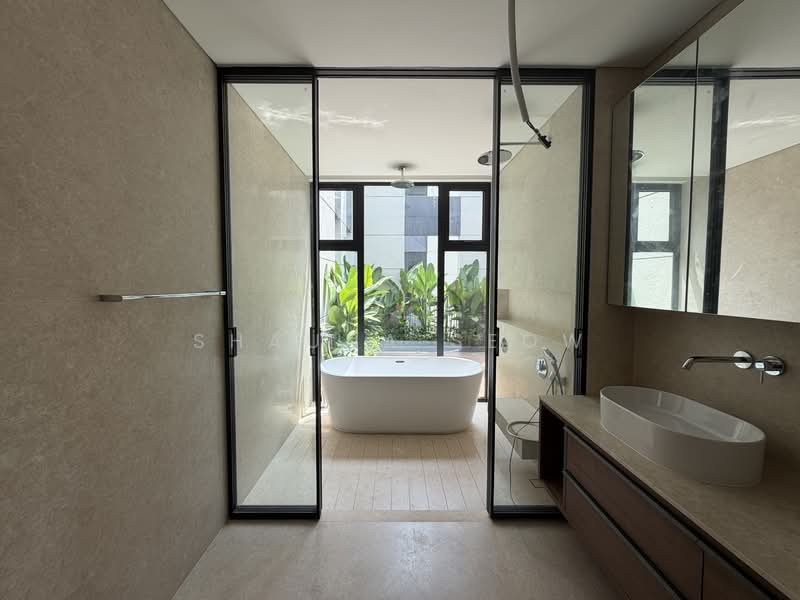 Brand New 3.5 Storey FREEHOLD Detached! Last Unit on Palm Road!, Palm Road, 6 Bedrooms, 8,997 sqft, Detached House For Sale, by Shauna Seow, 500116654 - Master Bathroom - PropertyGuru.com.sg