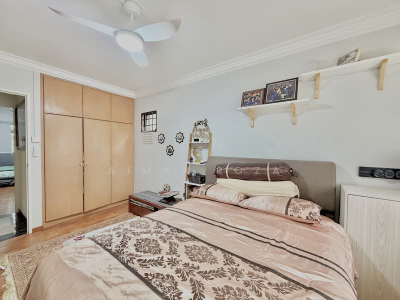 946 Hougang Street 92, 946 Hougang Street 92, 3 Bedrooms, 1,302 sqft, HDB Flat For Sale, by Aiman Roza, 500116657 - Bedroom - PropertyGuru.com.sg