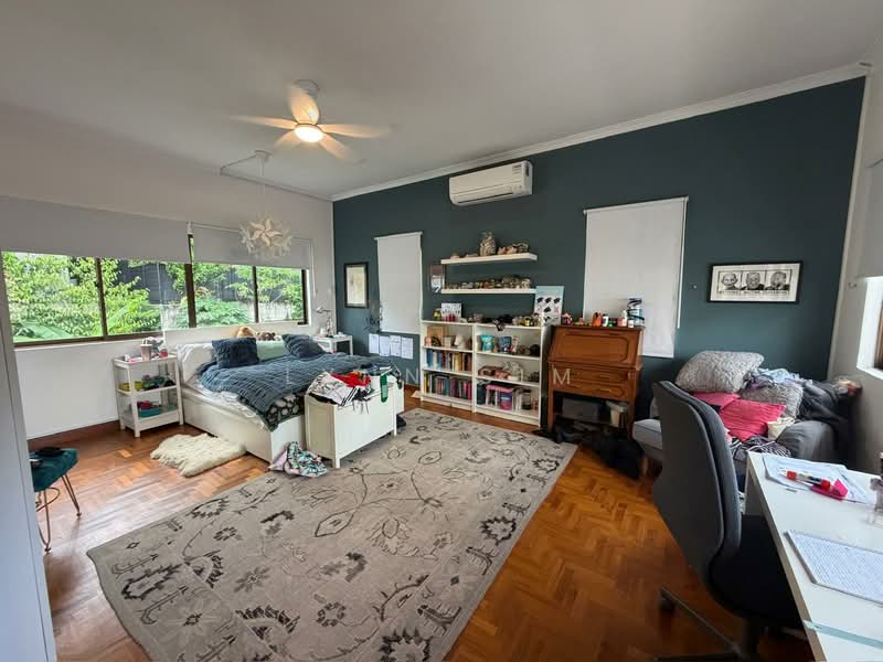 Huge garden, spacious living space, cozy living, , 5 Bedrooms, 6,000 sqft, Bungalow House For Rent, by Lynn Sim, 500116681 - Bedroom - PropertyGuru.com.sg
