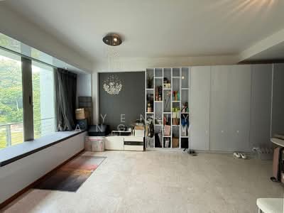 For Sale - Mackenzie 138