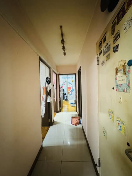 336A Anchorvale Crescent, 336A Anchorvale Crescent, 3 Bedrooms, 990 sqft, HDB Flat For Sale, by Faizal Kasmin, 500116705 - Corridor - PropertyGuru.com.sg