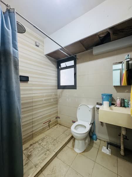 336A Anchorvale Crescent, 336A Anchorvale Crescent, 3 Bedrooms, 990 sqft, HDB Flat For Sale, by Faizal Kasmin, 500116705 - Bathroom - PropertyGuru.com.sg