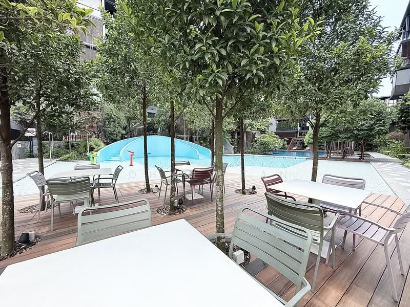 Parc Komo, 965 Upper Changi Road North, 4 Bedrooms, 1,410 sqft, Condominium For Sale, by Johnny Tan, 500116712 - Pool - PropertyGuru.com.sg