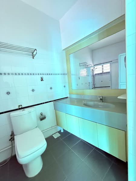468A Admiralty Drive, 468A Admiralty Drive, 4 Bedrooms, 1,474 sqft, HDB Flat For Sale, by Grace Yeo Leng Leng 杨凌凌, 500116713 - Master Bathroom - PropertyGuru.com.sg