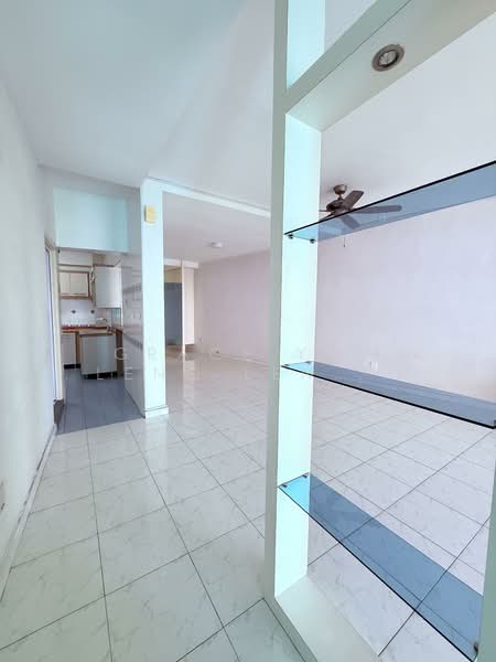 468A Admiralty Drive, 468A Admiralty Drive, 4 Bedrooms, 1,474 sqft, HDB Flat For Sale, by Grace Yeo Leng Leng 杨凌凌, 500116713 - Walkway to Bedrooms - PropertyGuru.com.sg