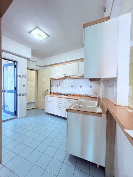 468A Admiralty Drive, 468A Admiralty Drive, 4 Bedrooms, 1,474 sqft, HDB Flat For Sale, by Grace Yeo Leng Leng 杨凌凌, 500116713 - Kitchen - PropertyGuru.com.sg