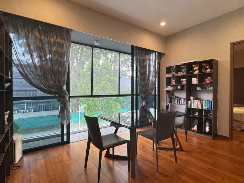 NEW LISTING! RENOVATED 3.5 STOREY CORNER TERRACE @ 1KM TO PEI HWA/BT TIMAH PRIMARY! ST 9623.4620, , 5 Bedrooms, 5,382 sqft, Corner Terrace For Sale, by Shirley Ting, 500116720 - Dining Room - PropertyGuru.com.sg