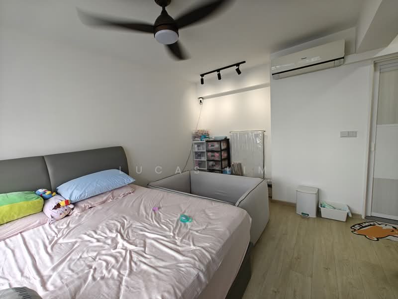 376C Hougang Street 32, 376C Hougang Street 32, 3 Bedrooms, 990 sqft, HDB Flat For Sale, by Lucas Lim, 500116721 - Bedroom - PropertyGuru.com.sg