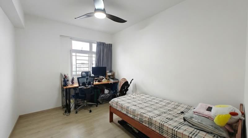 376C Hougang Street 32, 376C Hougang Street 32, 3 Bedrooms, 990 sqft, HDB Flat For Sale, by Lucas Lim, 500116721 - Bedroom - PropertyGuru.com.sg