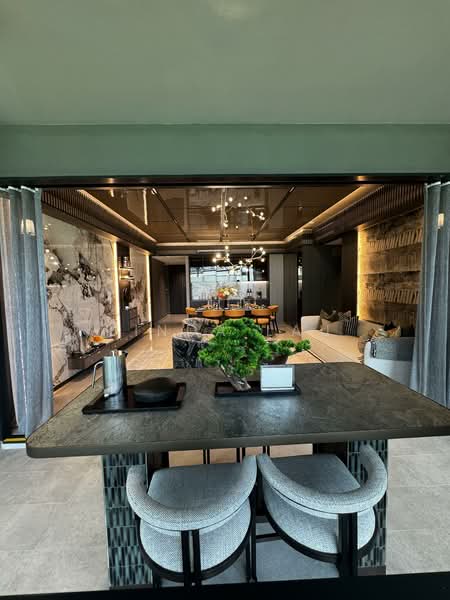 1 km to CHIJ OUR LADY QUEEN OF PEACE, , 4 Bedrooms, 1,518 sqft, Condominium For Sale, by Linda Lau, 500116725 - Balcony - PropertyGuru.com.sg