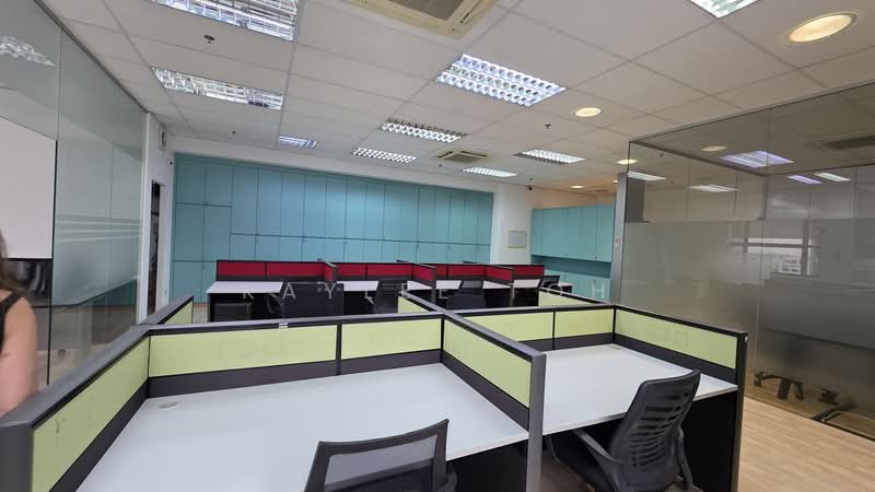The Spire, 10 Bukit Batok Crescent, 1,539 sqft, Light Industrial (B1) For Sale, by Kaylee Toh, 500116728 - Interior - CommercialGuru.com.sg