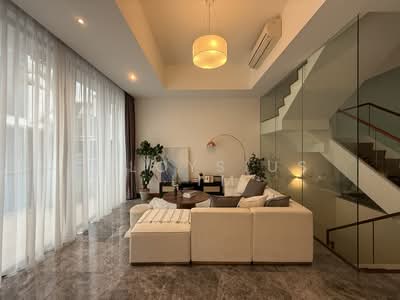 For Sale - Undervalued Almost Brand New Renovated Cluster House