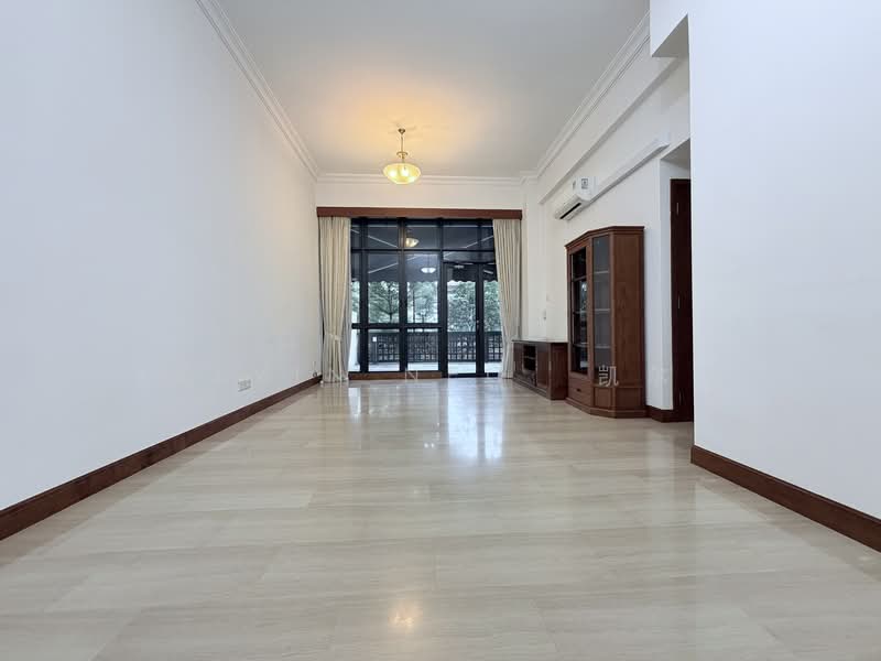 Tanglin View, 152 Prince Charles Crescent, 2 Bedrooms, 1,130 sqft, Condominium For Sale, by Kelvin Neo  凯尔文, 500116738 - Living Room - PropertyGuru.com.sg