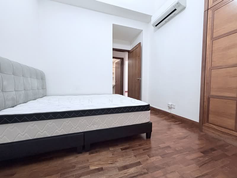 Tanglin View, 152 Prince Charles Crescent, 2 Bedrooms, 1,130 sqft, Condominium For Sale, by Kelvin Neo  凯尔文, 500116738 - Bedroom - PropertyGuru.com.sg