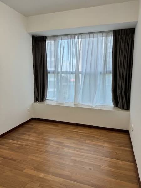 The Esta, 35 Amber Gardens, 3 Bedrooms, 1,345 sqft, Condominium For Sale, by Kim Wang, 500116743 - 2nd bedroom - PropertyGuru.com.sg