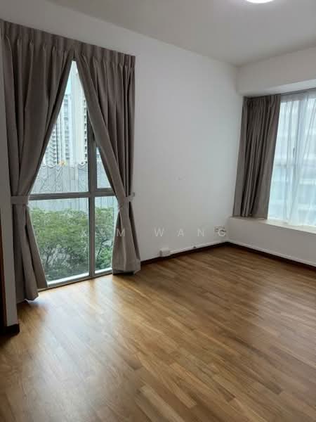 The Esta, 35 Amber Gardens, 3 Bedrooms, 1,345 sqft, Condominium For Sale, by Kim Wang, 500116743 - Master Bedroom - PropertyGuru.com.sg