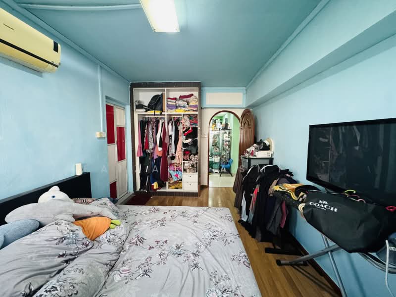 631 Woodlands Ring Road, 631 Woodlands Ring Road, 3 Bedrooms, 1,087 sqft, HDB Flat For Sale, by Faizal Kasmin, 500116750 - Bedroom - PropertyGuru.com.sg